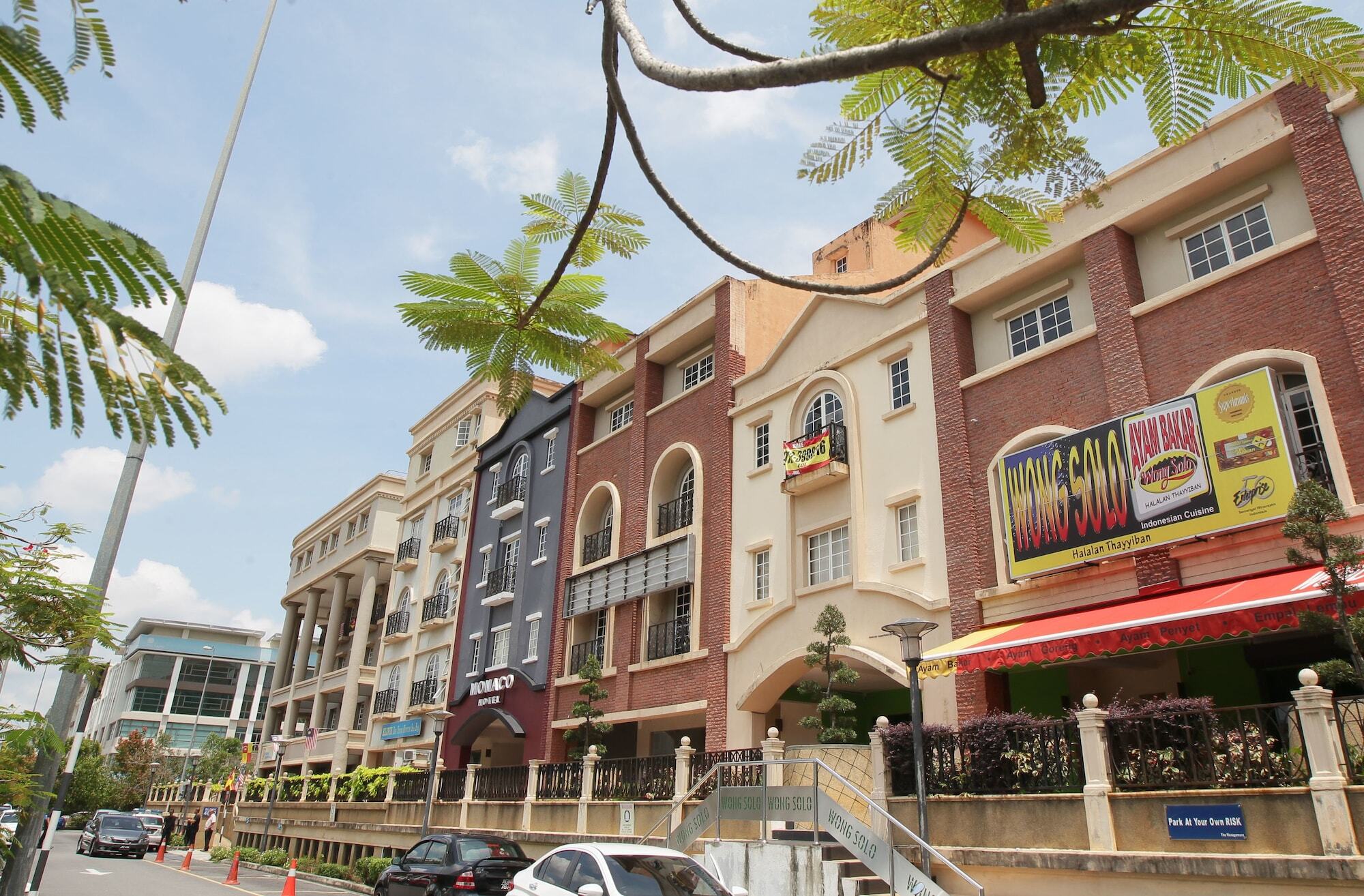 Monaco Hotel Cyberjaya Ngoại thất bức ảnh